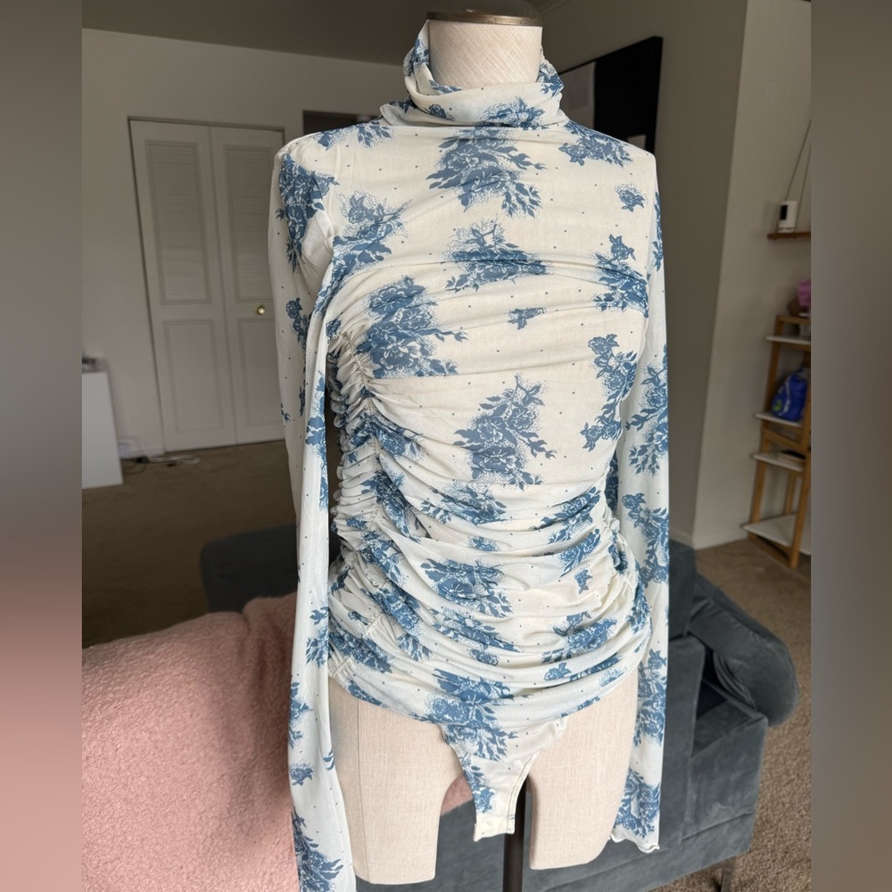 Free people NWOT ruched bodysuit